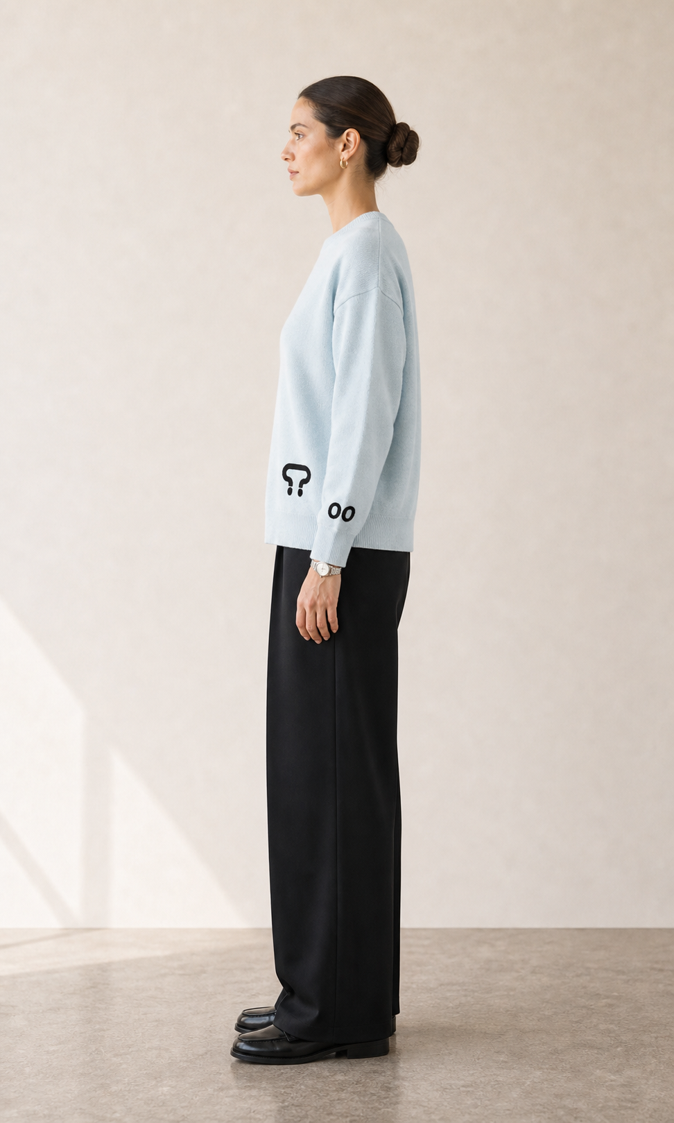 Relaxed fit knitted crew neck sweater